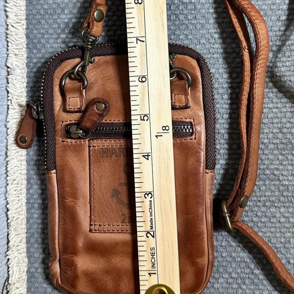 Harbour 2nd Brown Leather Crossbody Phone Bag with Lululemon Pouch Set Cognac